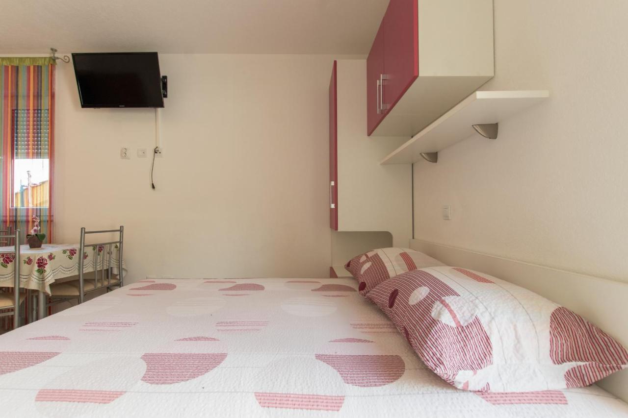 Studio Apartments Zloic In 크르바비차 외부 사진