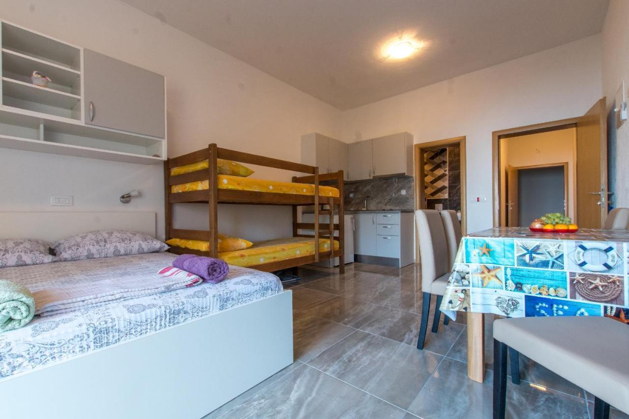 Studio Apartments Zloic In 크르바비차 외부 사진